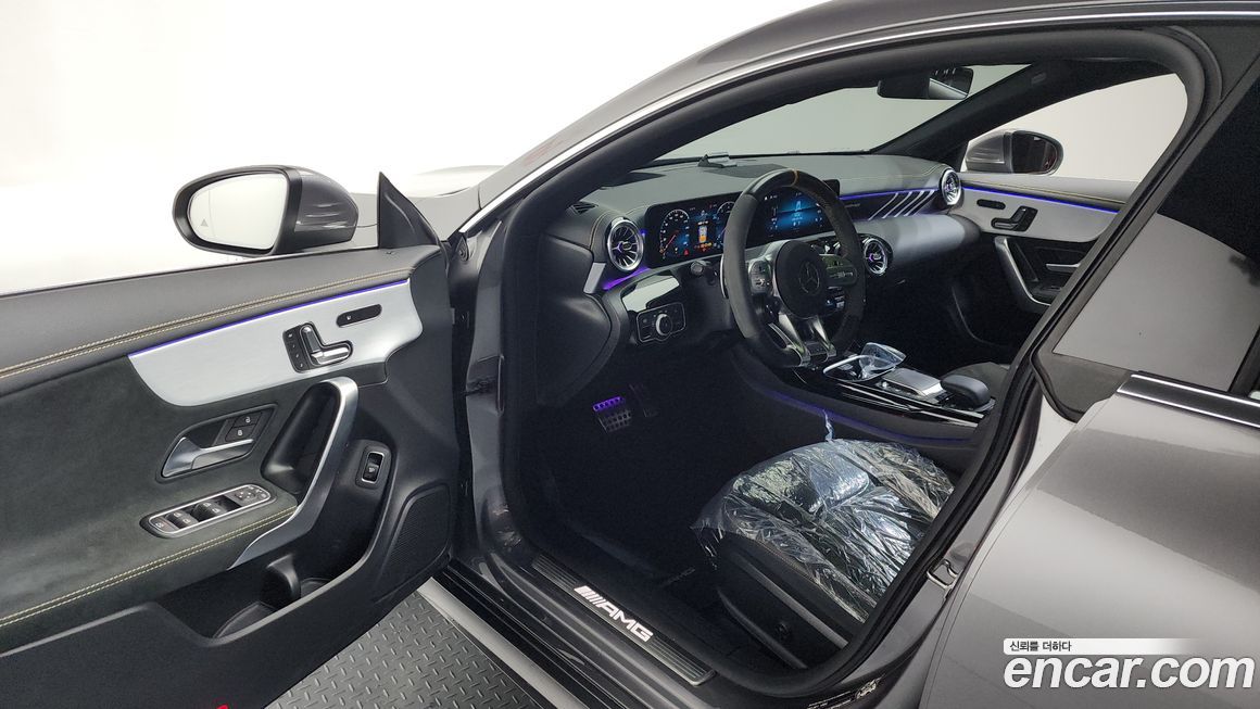 Mercedes-Benz CLA-Class 2021