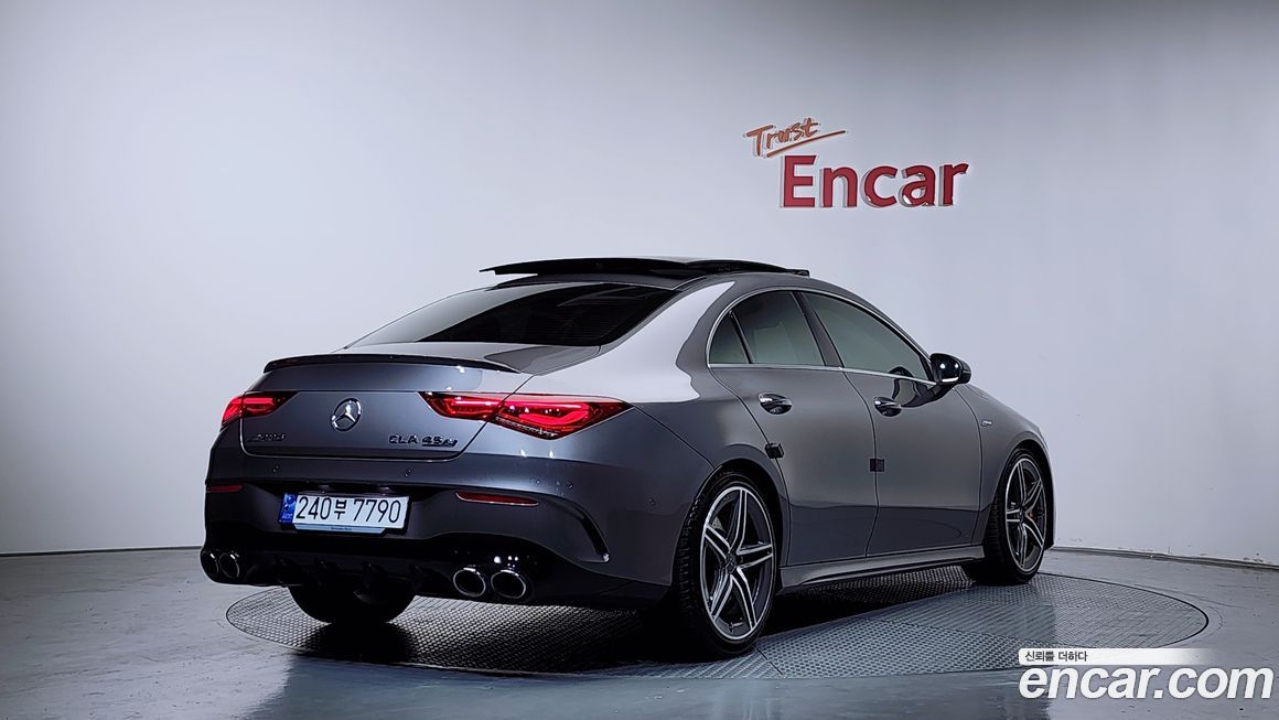 Mercedes-Benz CLA-Class 2021