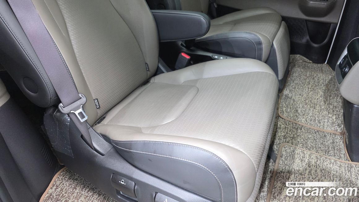 Kia Canival 2024
