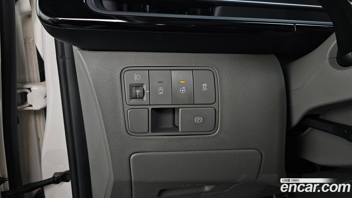 Hyundai Staria 2024