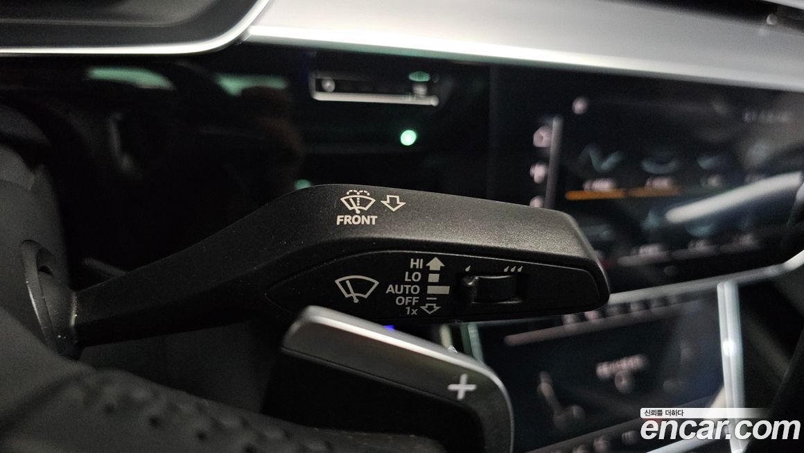 Audi A8 2021