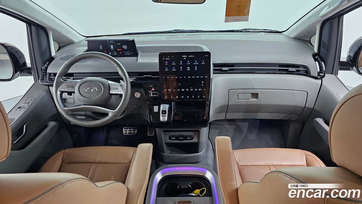 Hyundai Staria 2024