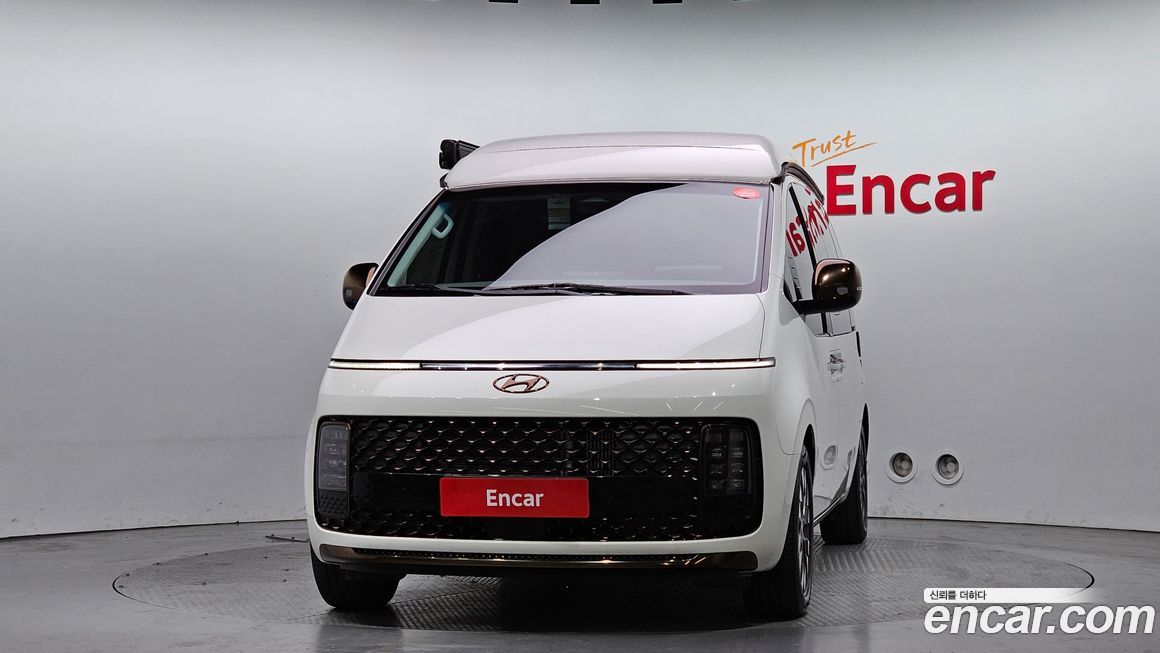 Hyundai Staria 2024