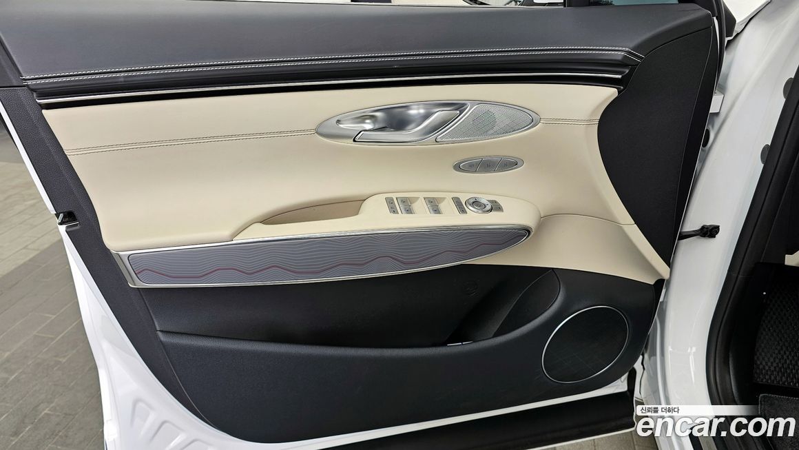 Genesis GV70 2024