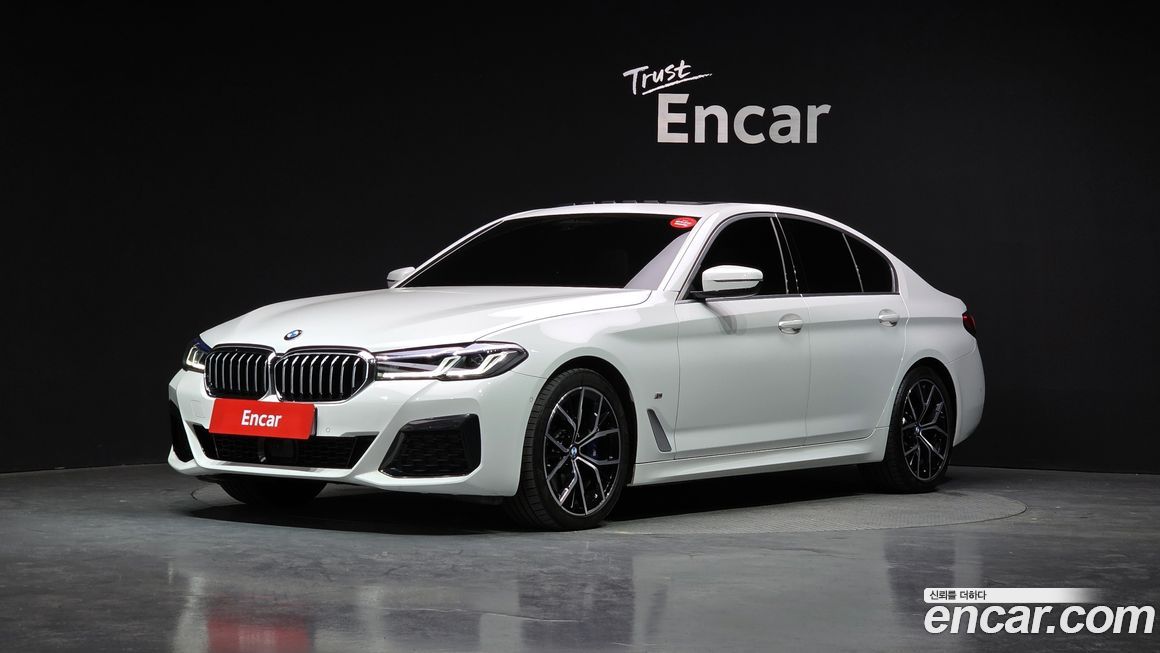 BMW 5-Series 2023