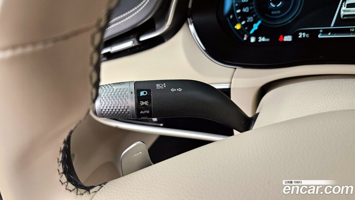Genesis GV70 2024