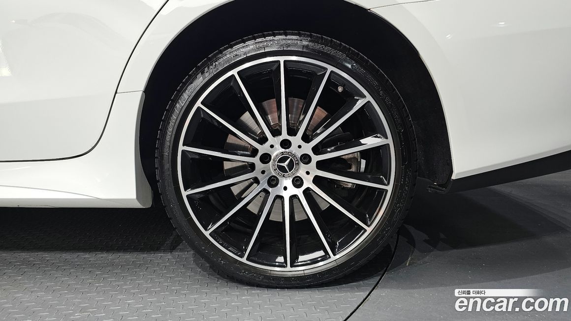 Mercedes-Benz CLS-Class 2019