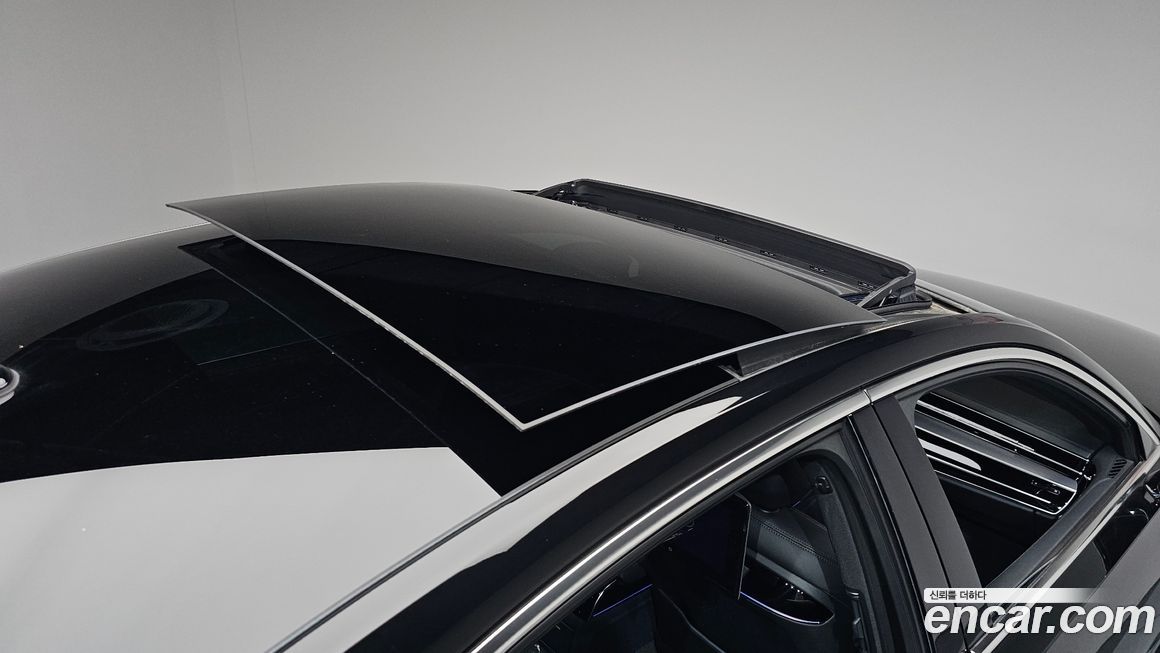 Audi A8 2021