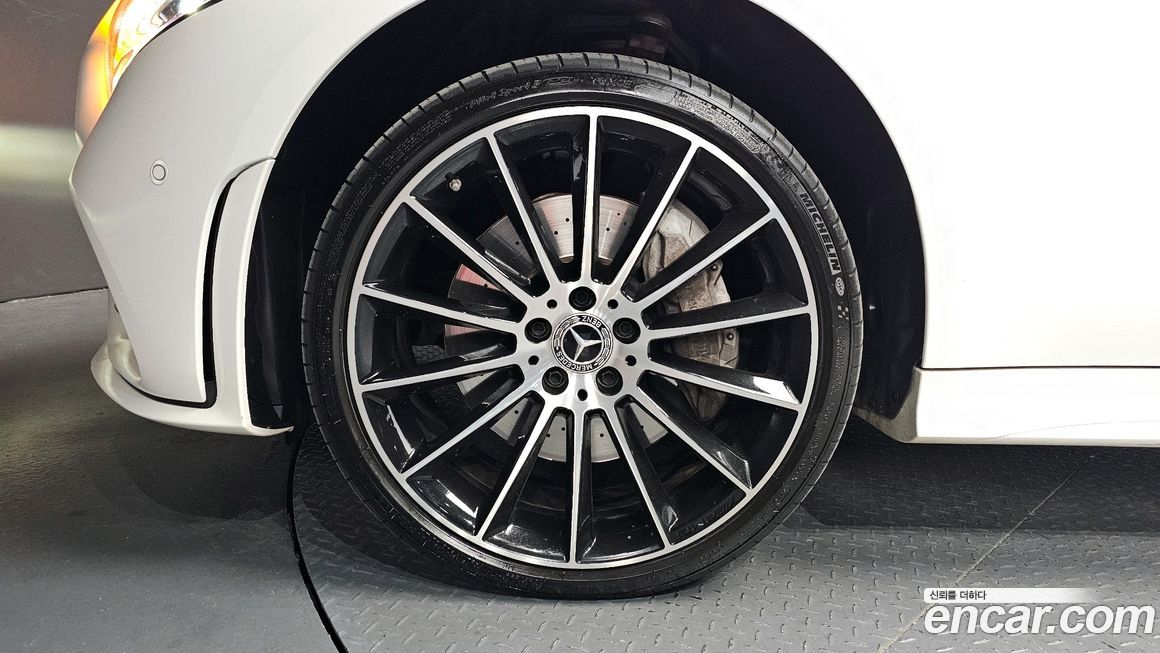 Mercedes-Benz CLS-Class 2019