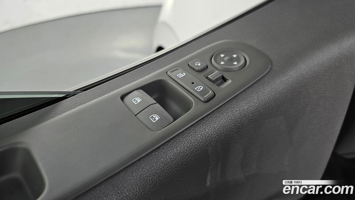 Hyundai Staria 2024