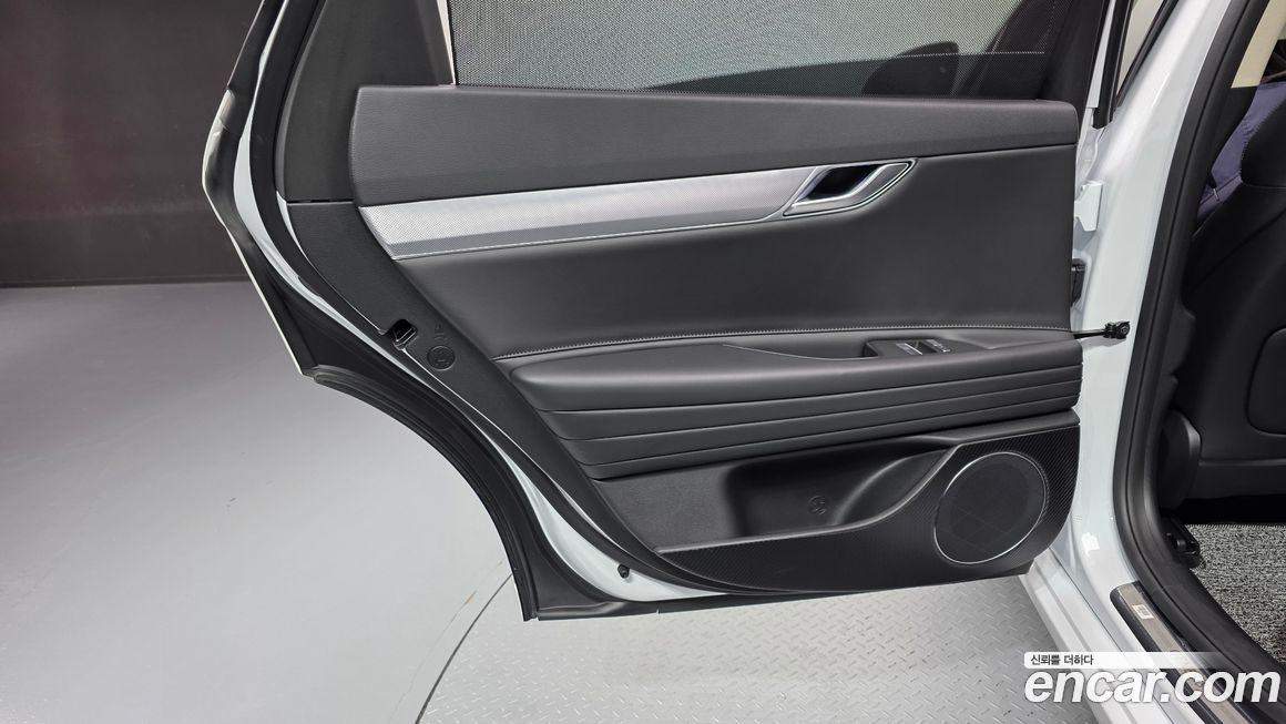 Genesis G80 2024
