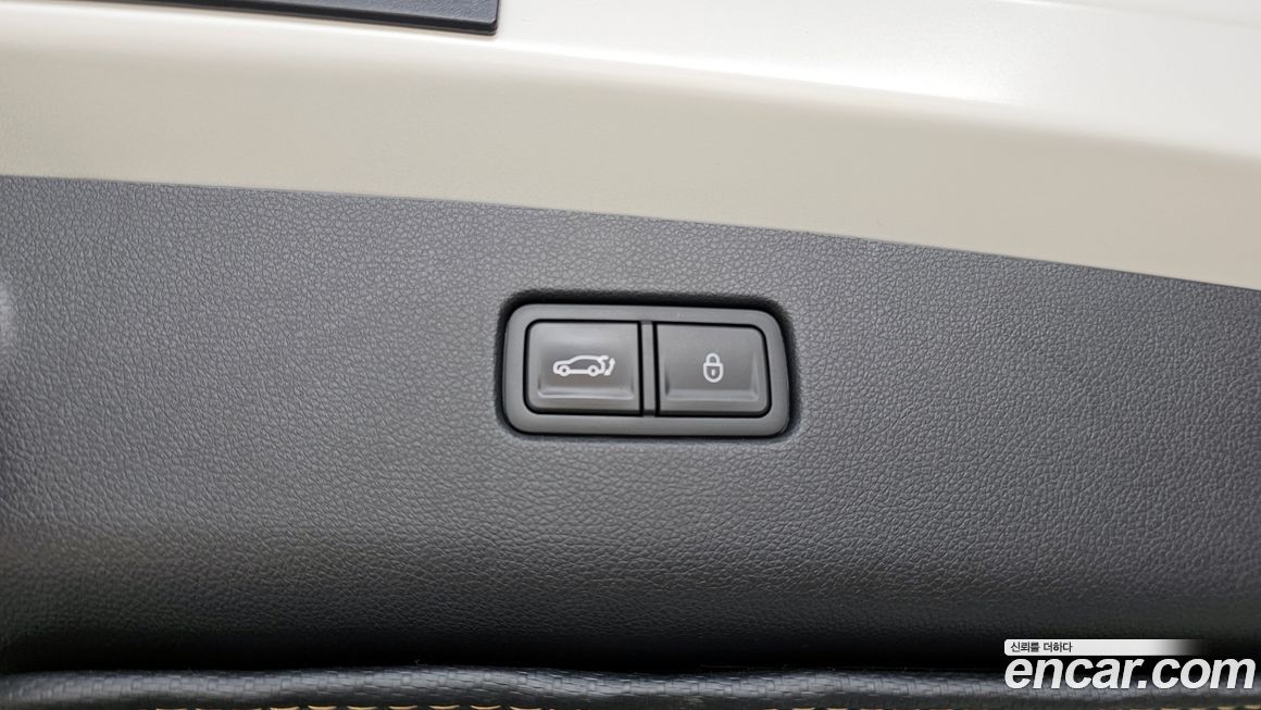 Genesis GV70 2024