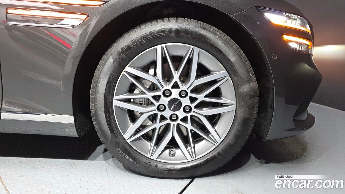 Genesis G80 2025
