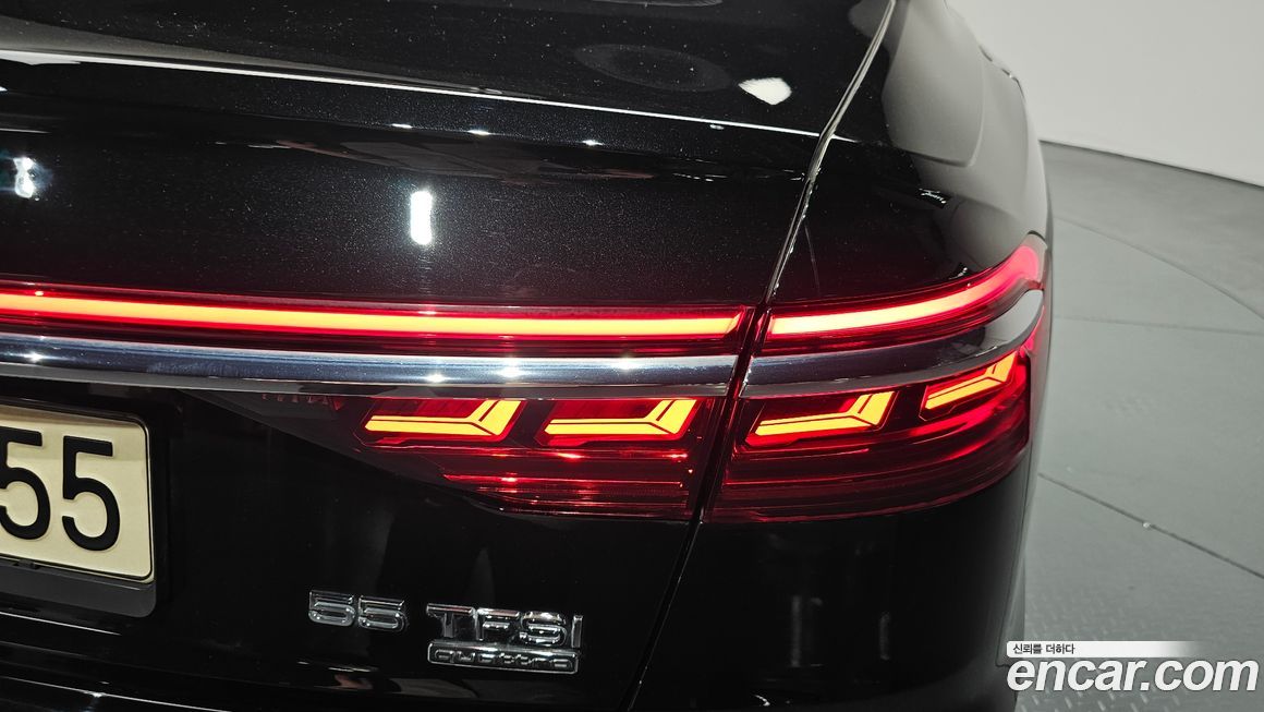 Audi A8 2021