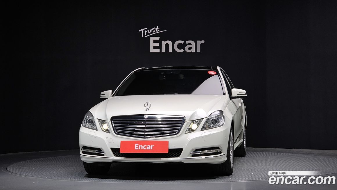 Mercedes-Benz E-Class 2012