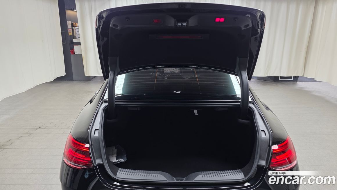 Mercedes-Benz CLS-Class 2021