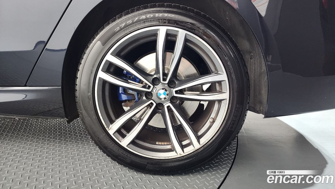 BMW Gran Turismo 2023