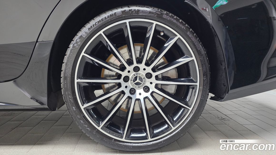 Mercedes-Benz CLS-Class 2021
