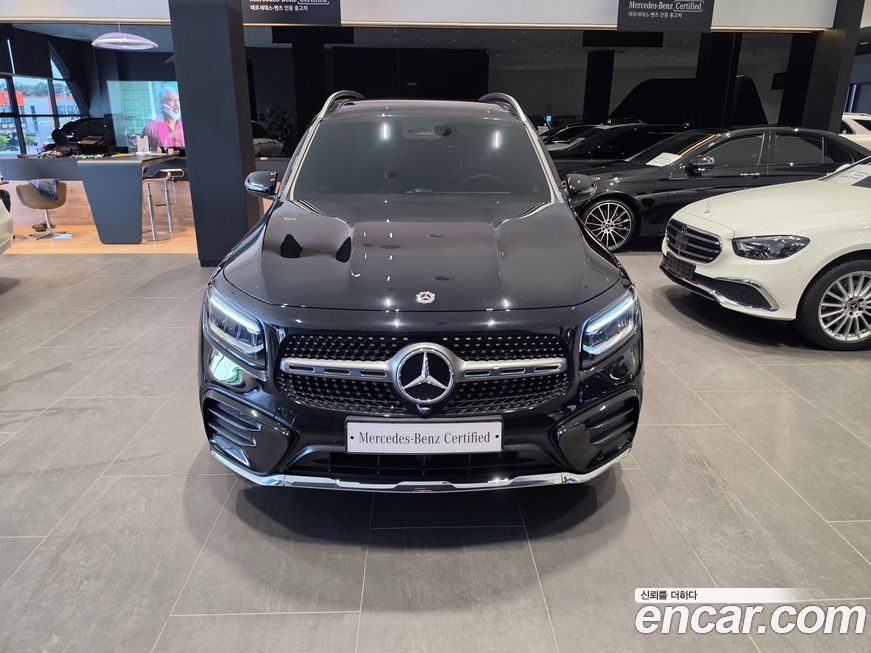Mercedes-Benz GLB-Class 2025