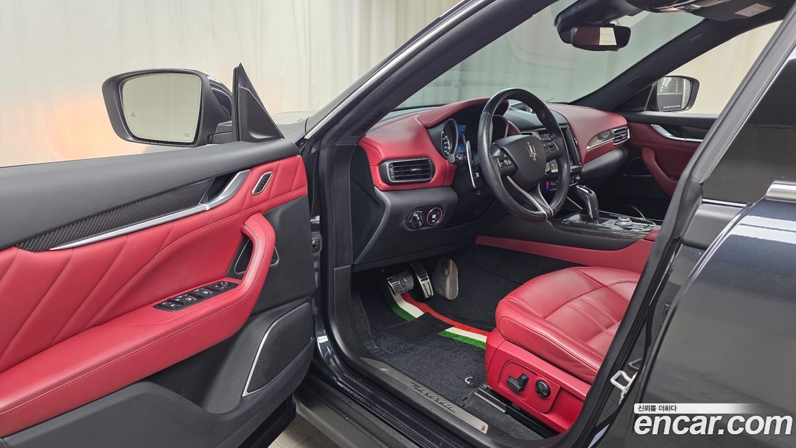 Maserati Levante 2020