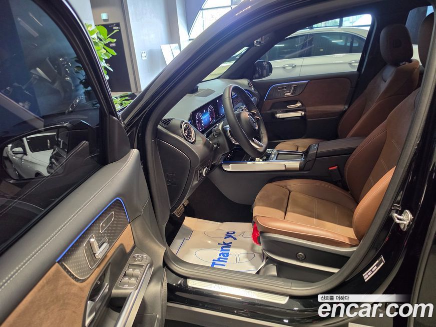 Mercedes-Benz GLB-Class 2025
