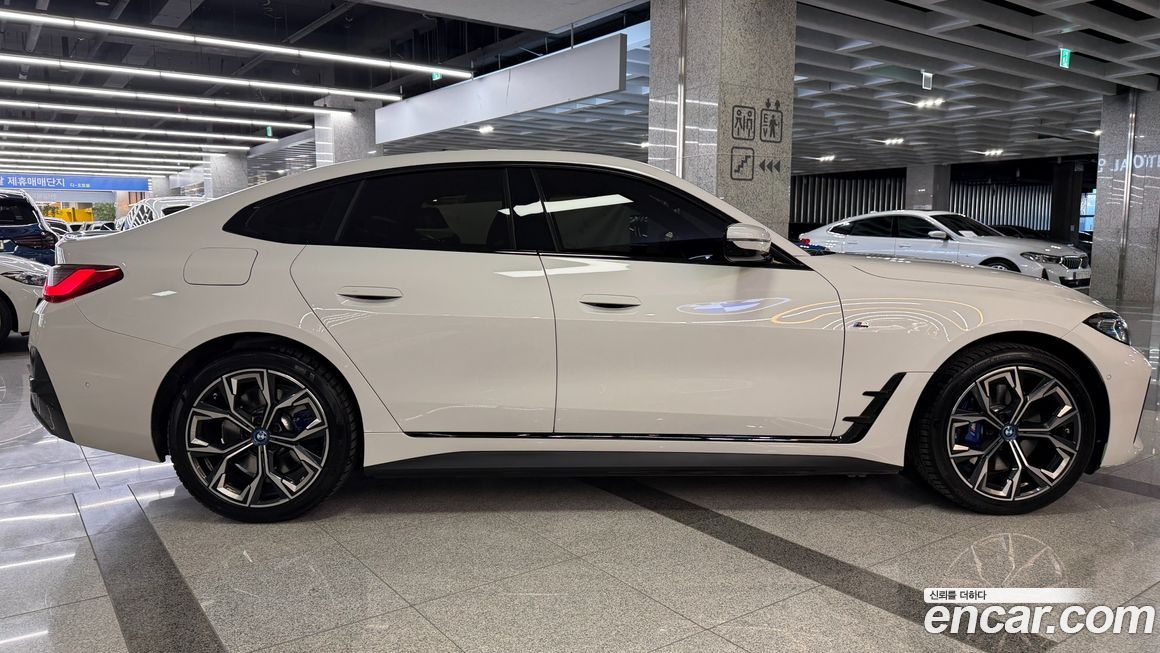 BMW i4 2024