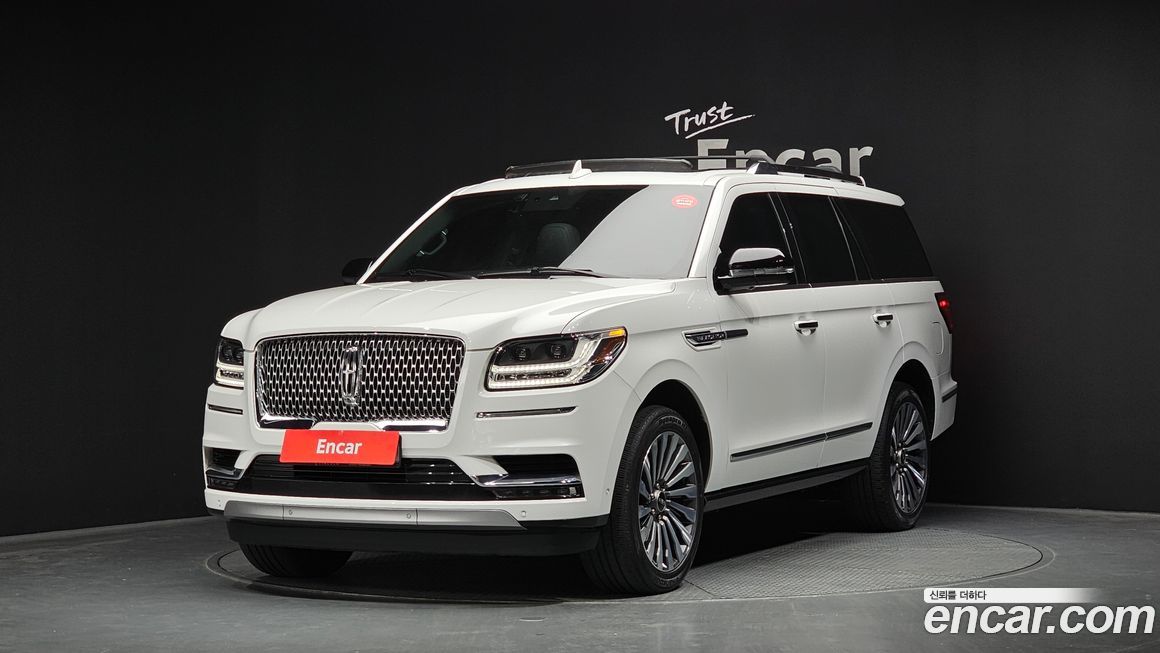 Lincoln Navigator 2021