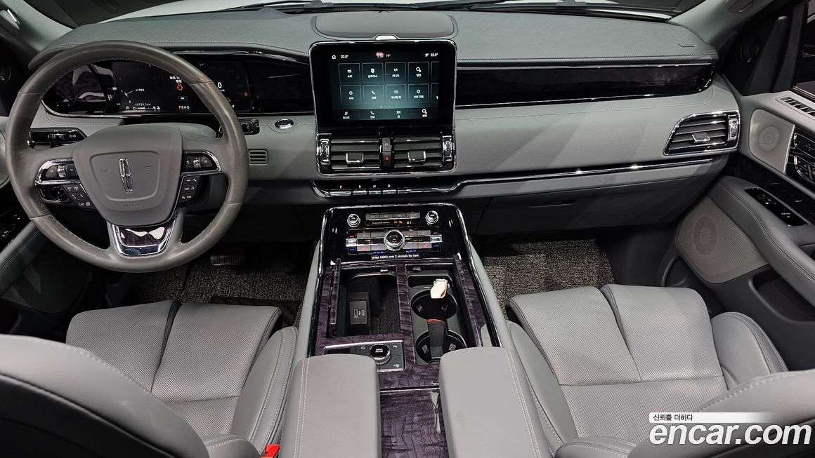 Lincoln Navigator 2021