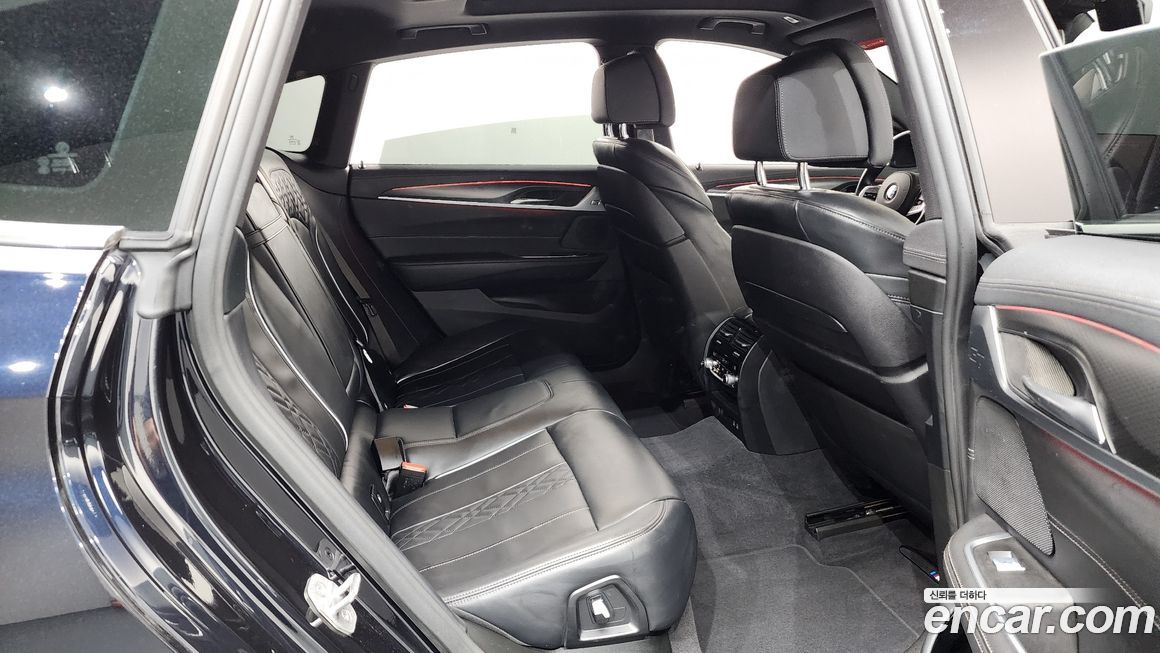 BMW Gran Turismo 2023