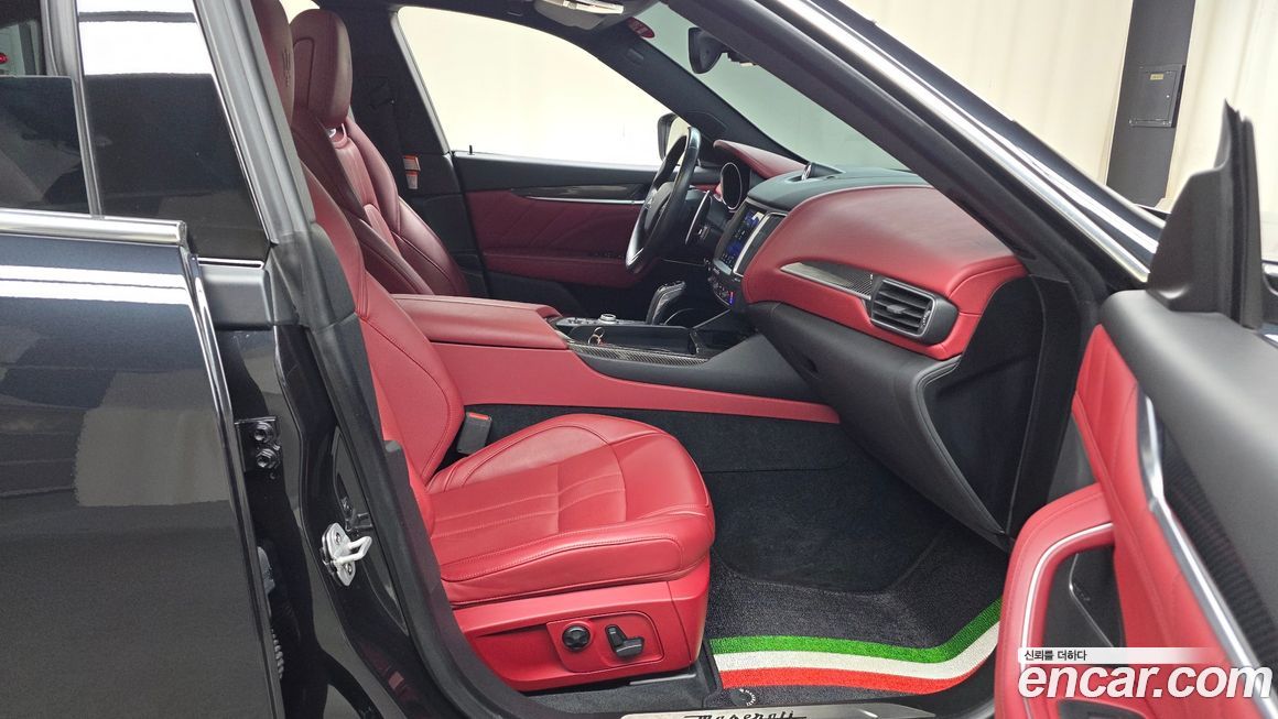 Maserati Levante 2020