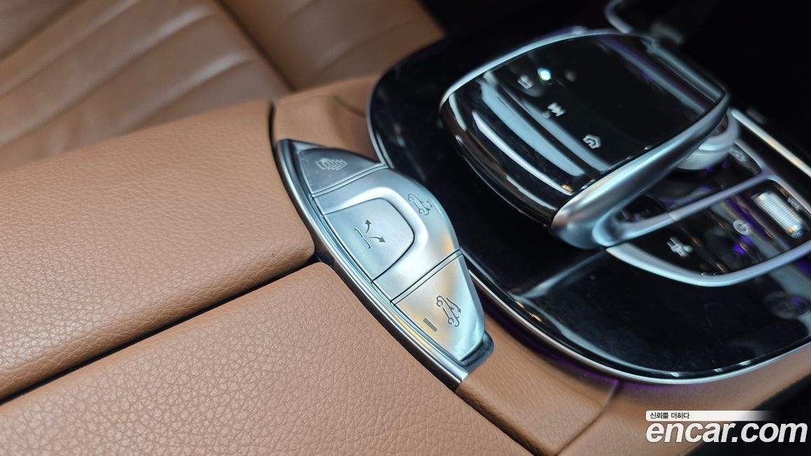 Mercedes-Benz E-Class 2020