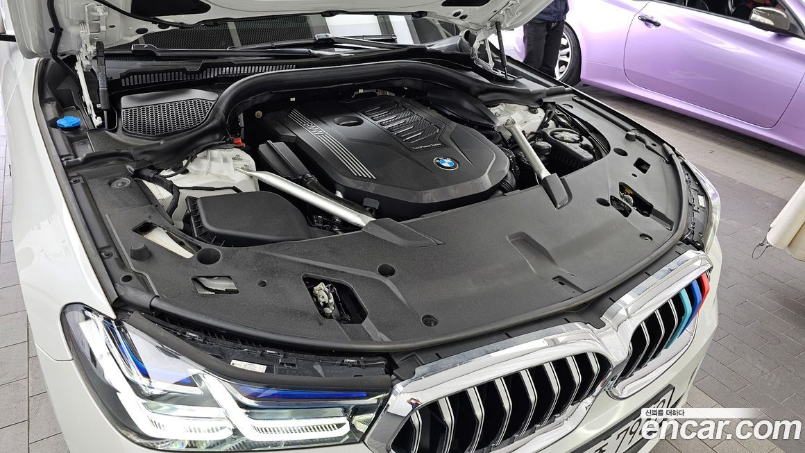 BMW Gran Turismo 2023