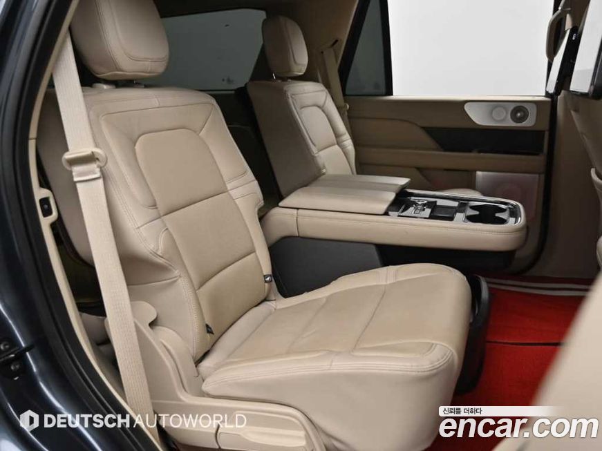 Lincoln Navigator 2021