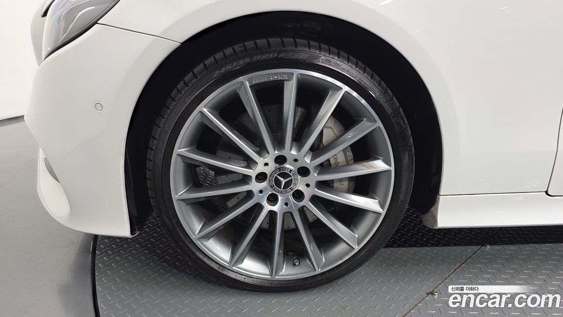 Mercedes-Benz E-Class 2020