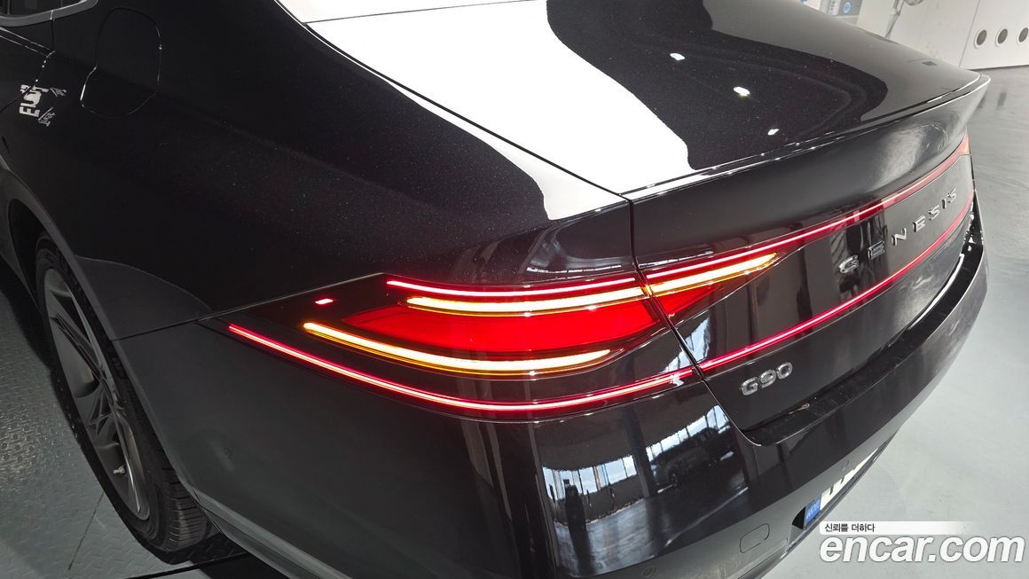 Genesis G90 2022