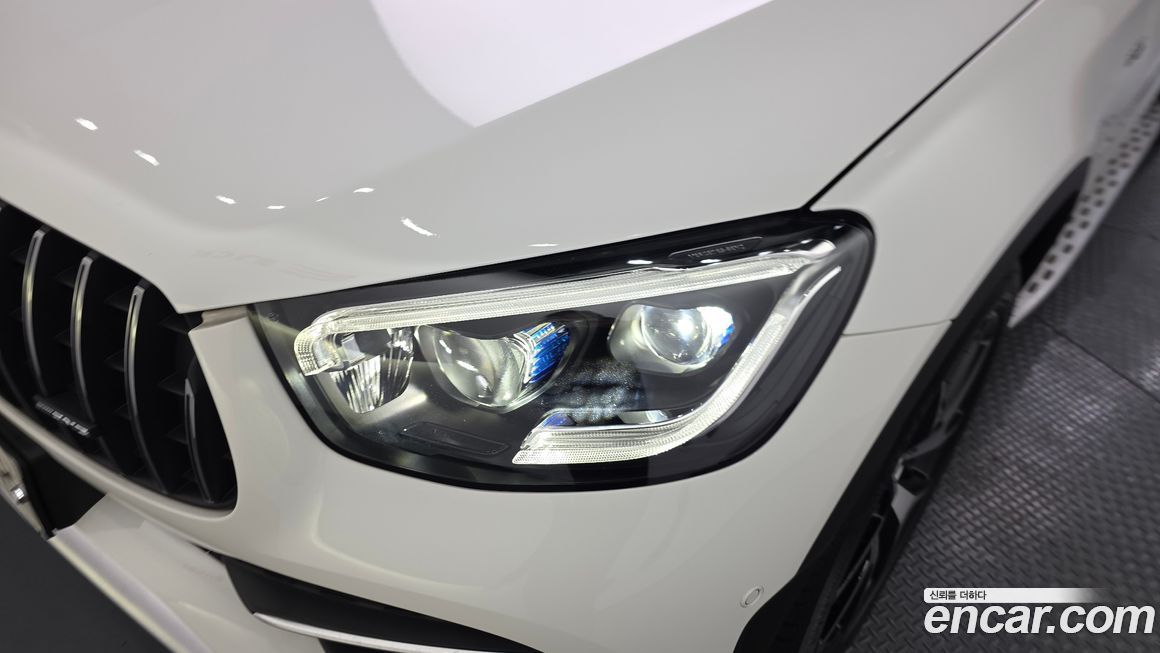 Mercedes-Benz GLC-Class 2021