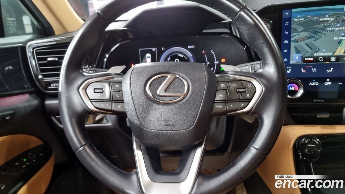 Lexus NX 2024
