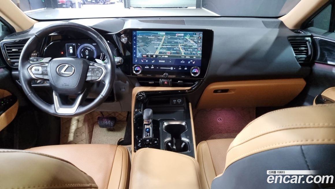 Lexus NX 2024