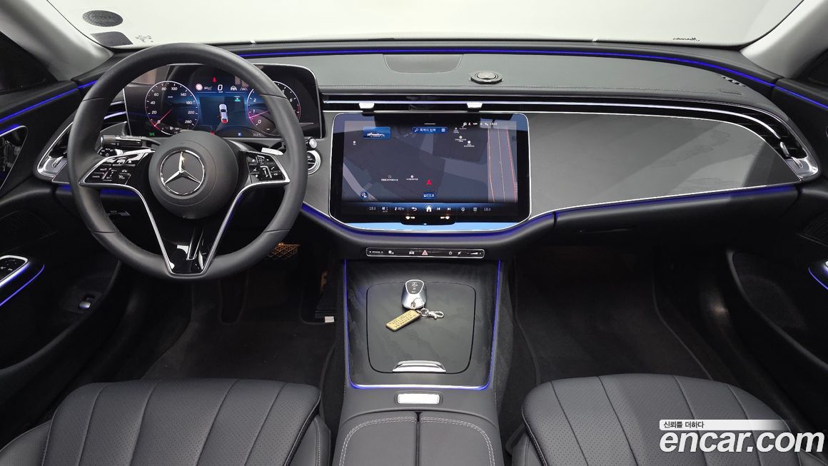 Mercedes-Benz E-Class 2024