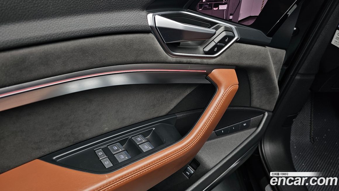Audi e-tron 2021