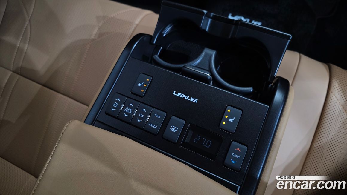 Lexus ES 2025