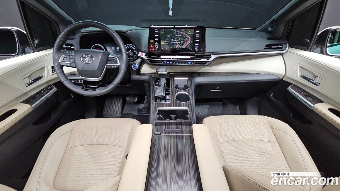 Toyota Sienna 2023