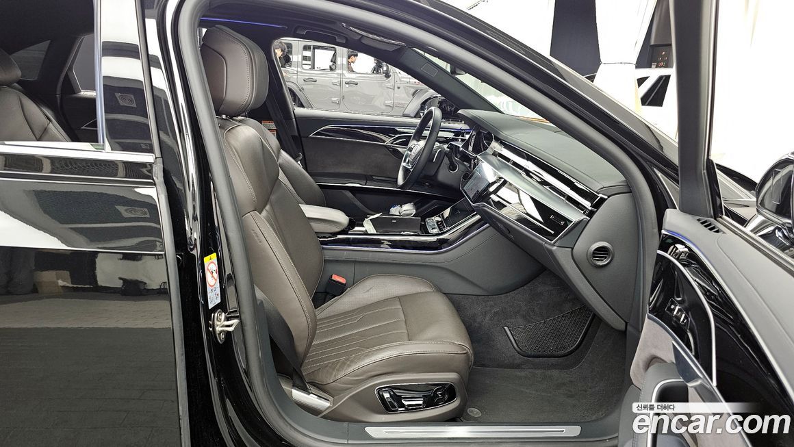 Audi A8 2021