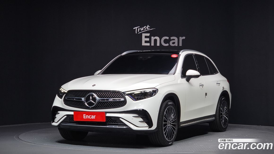 Mercedes-Benz GLC-Class 2023