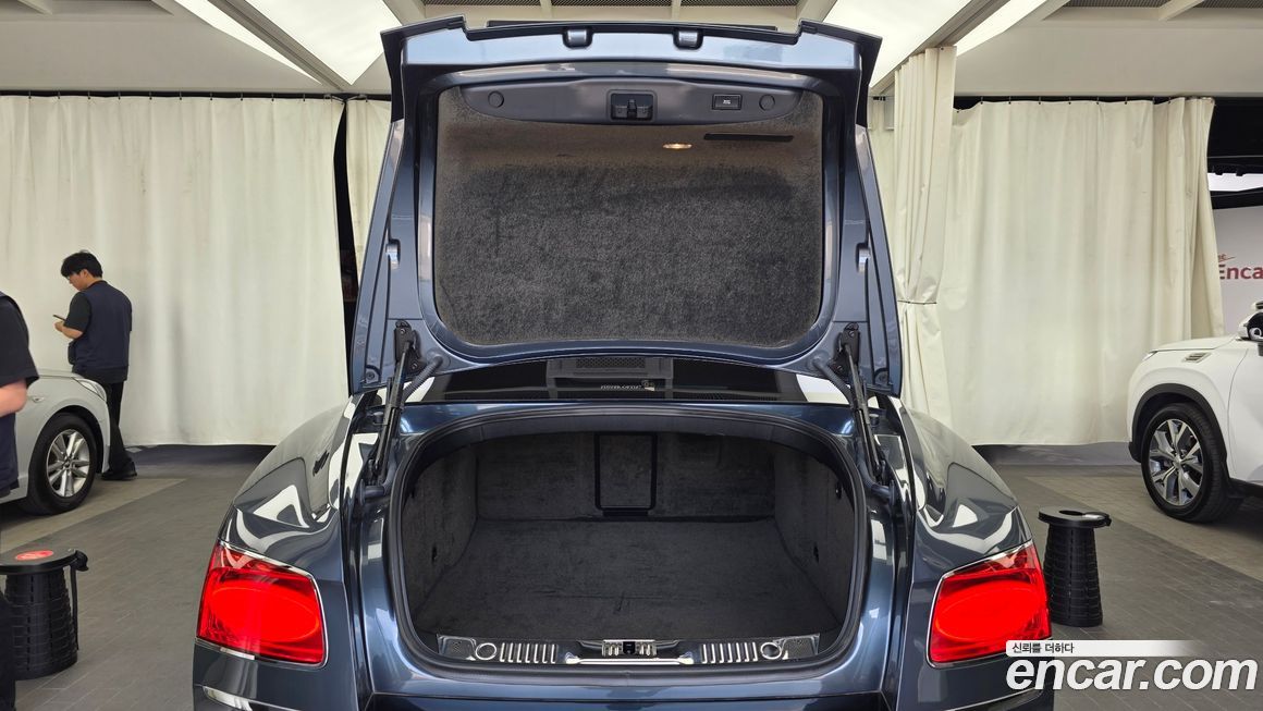 Bentley Flying Spur 2015