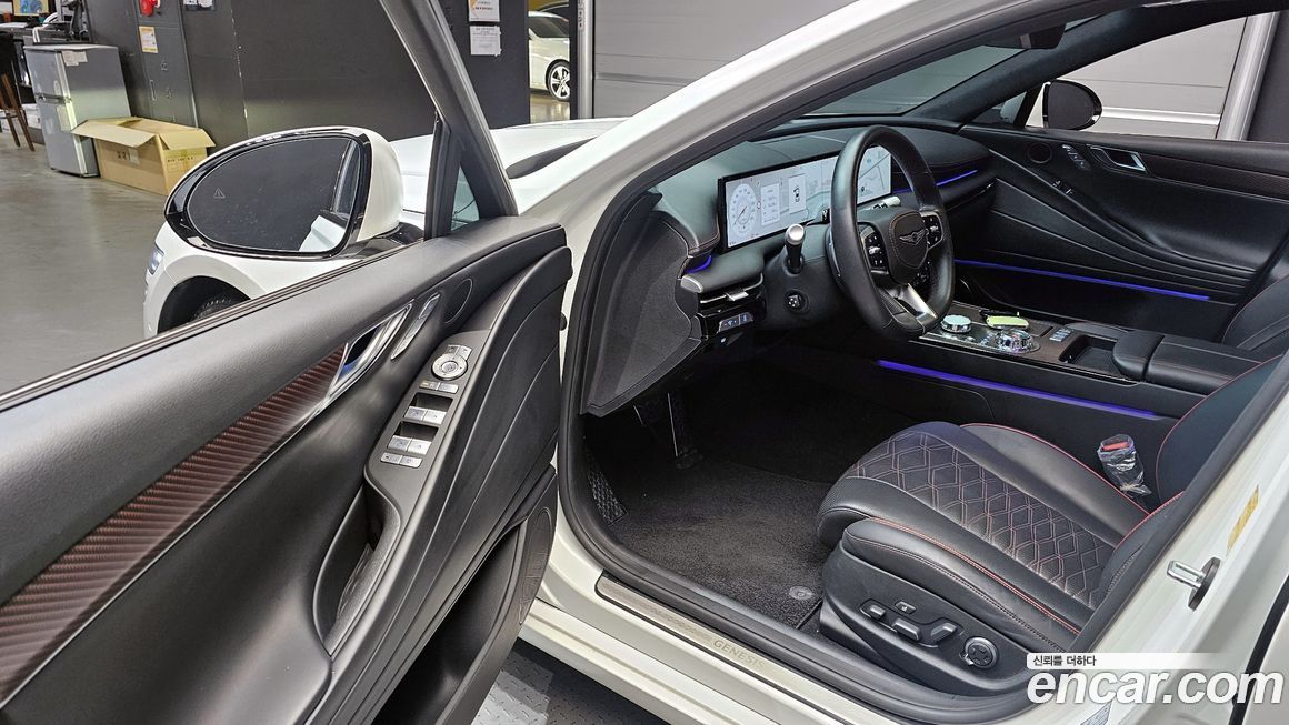 Genesis G80 2025
