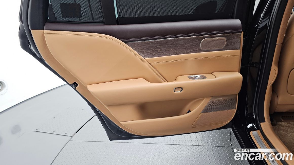 Genesis G90 2022