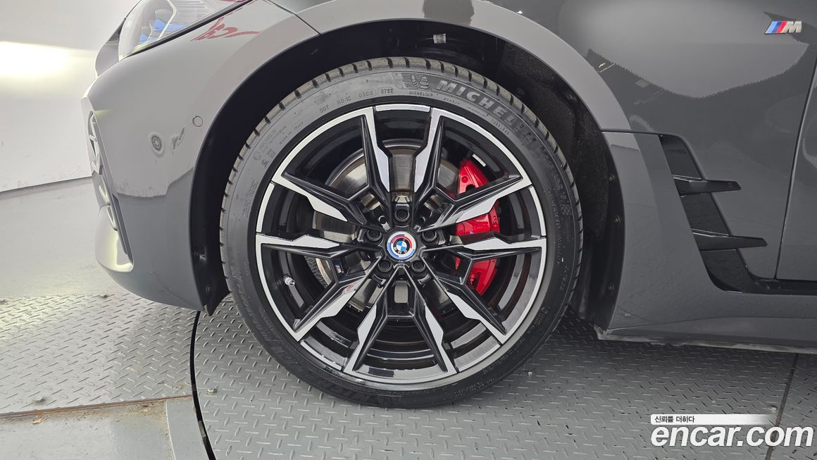 BMW i4 2023