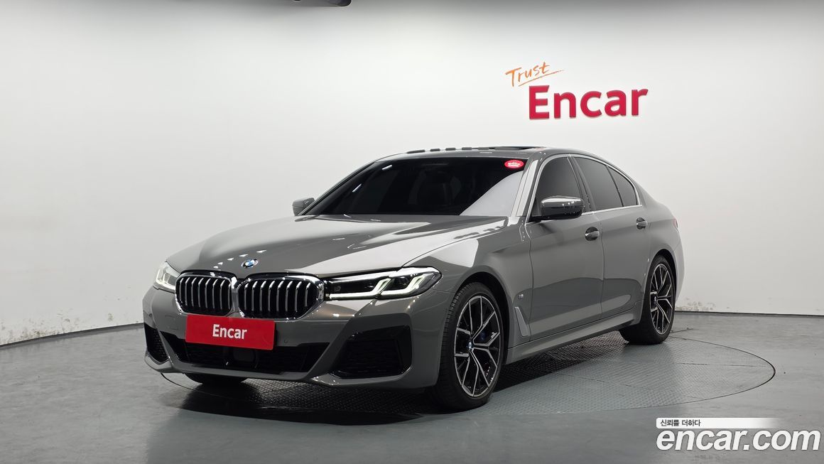 BMW 5-Series 2022