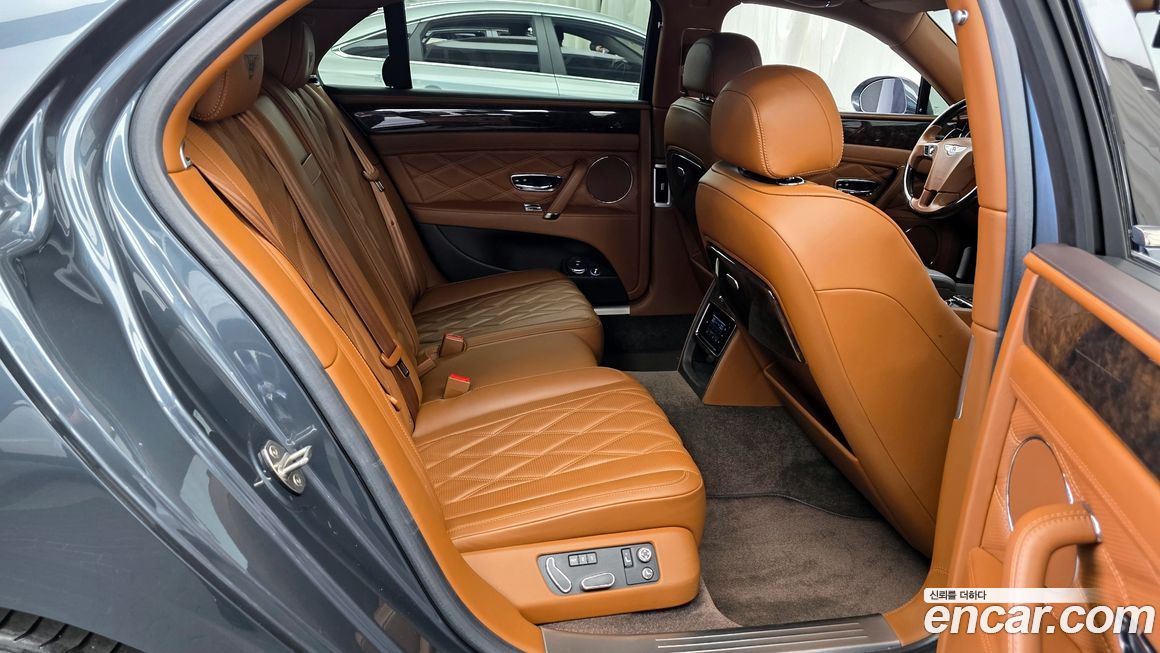 Bentley Flying Spur 2015